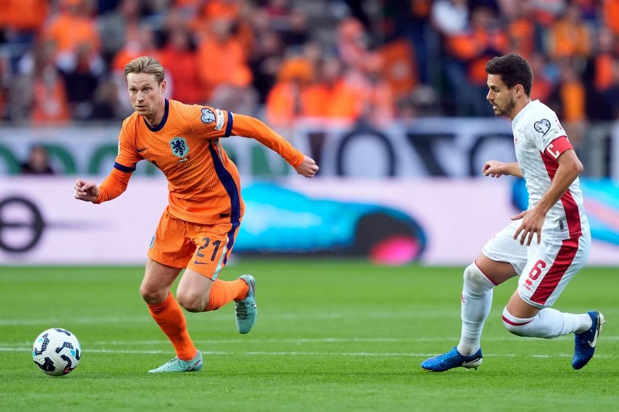 网页版入口-莱万多夫斯基庆祝动作