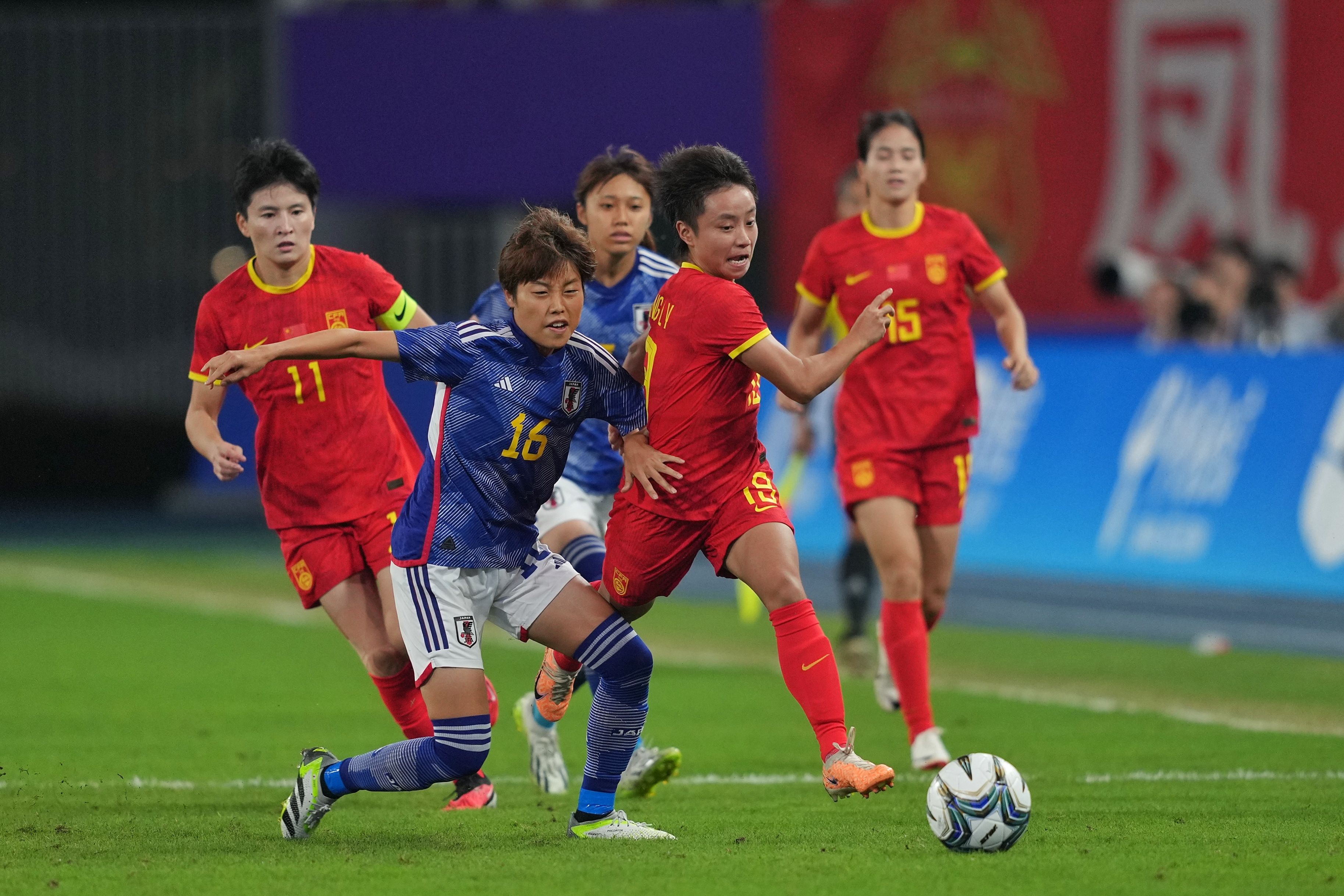 官方网站-女足问题